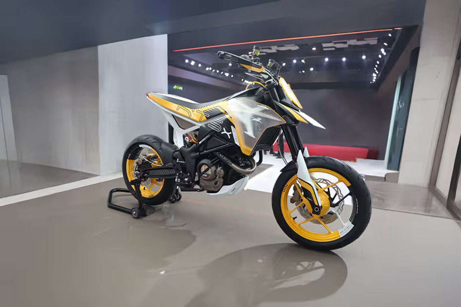 Tvs Apache Rts X Supermoto Bike Patented; Launch